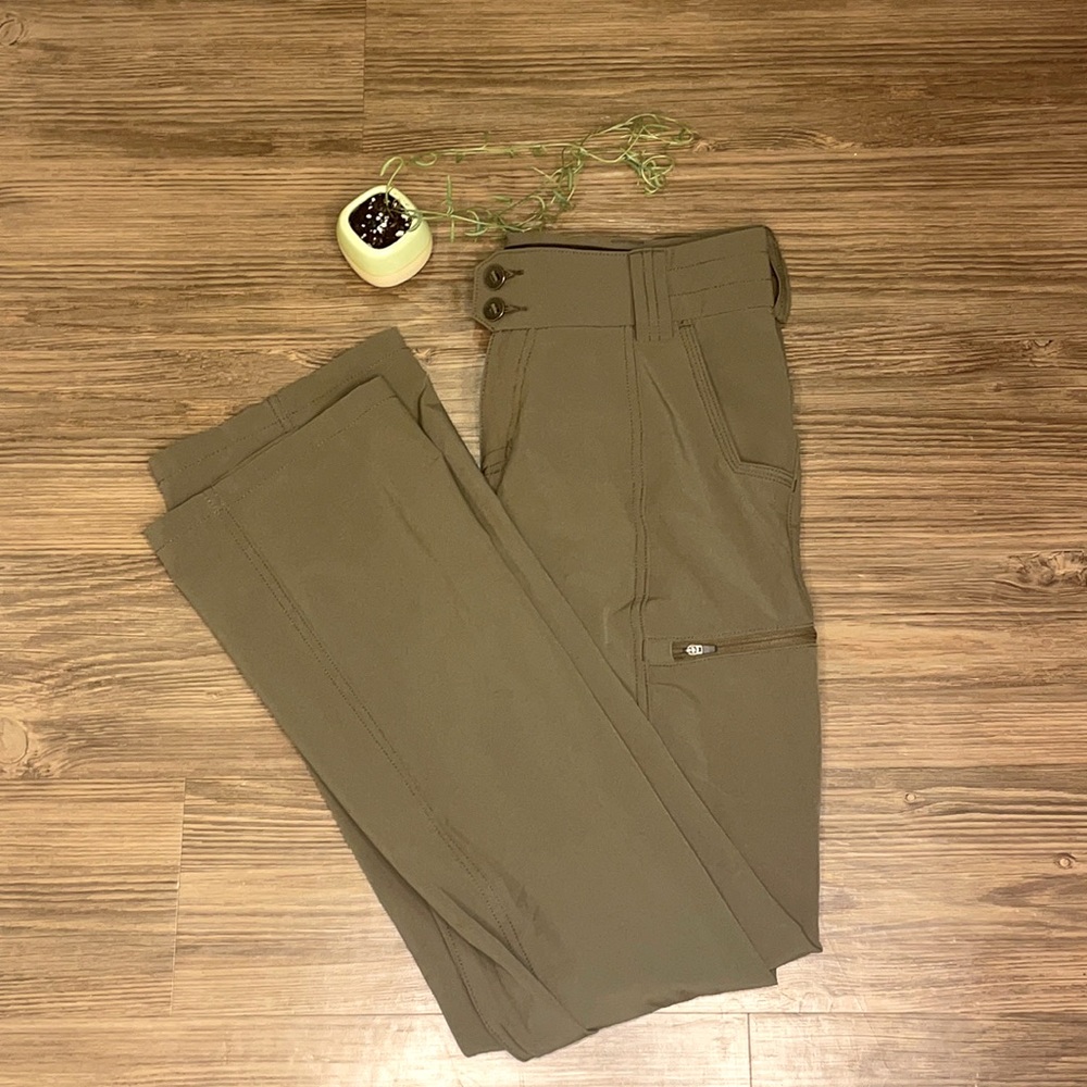 Size 8 Tan 5.11 Tactical Pants.